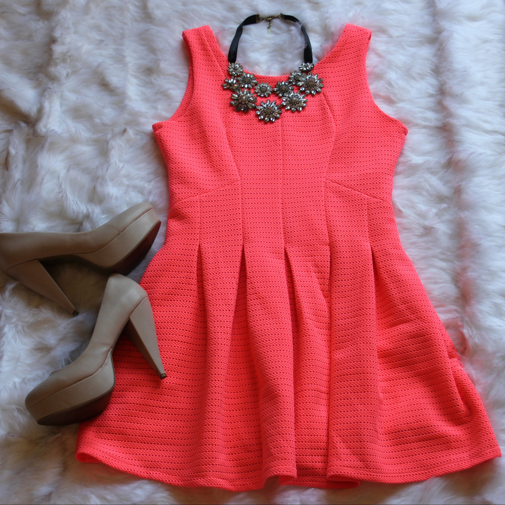 Windsor Hot and delicious hot pink dress